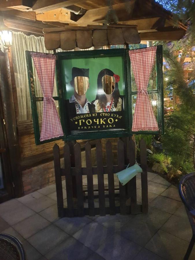 Hotel Etno Kuca Sa Konacistem Gocko à Vrnjačka Banja Extérieur photo